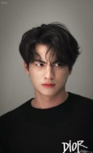 Potongan rambut pria korean perm